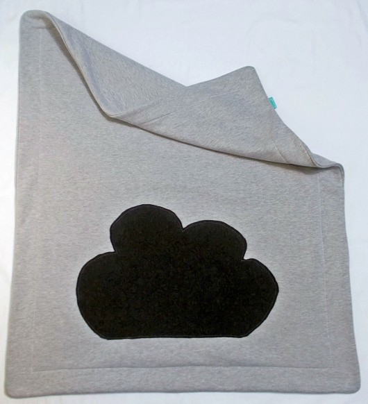 Cloud on grey dla Moniki Lulumi
