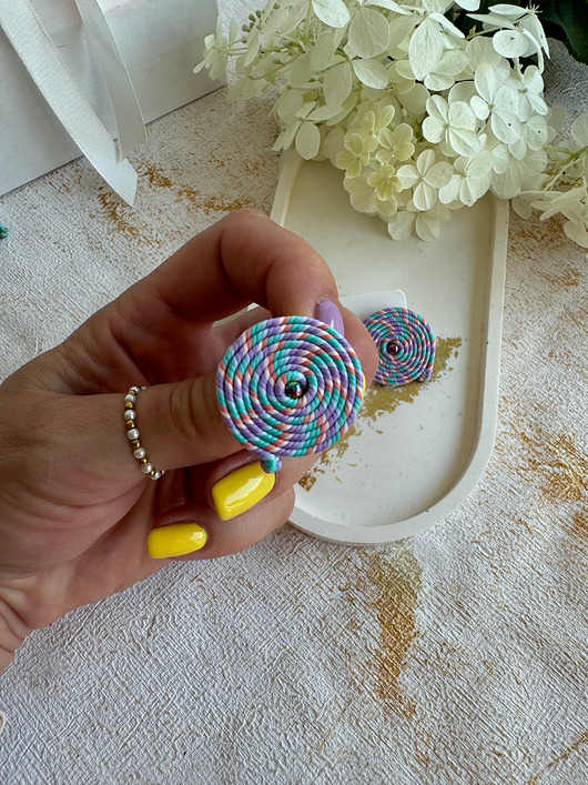 kolczyki soutache Kolczyki wkręty niebiesko różowa mozaika lekkie kółka