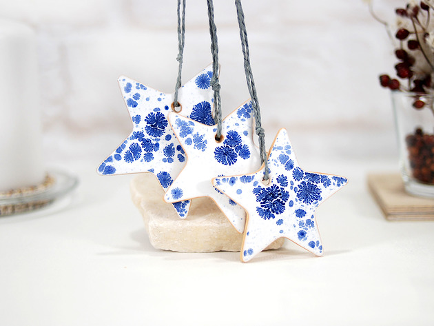 3 ceramiczne ozdoby choinkowe - gwiazdy 10FingersArt