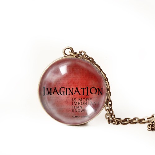 Red Imagination -  medalion Makaliboo
