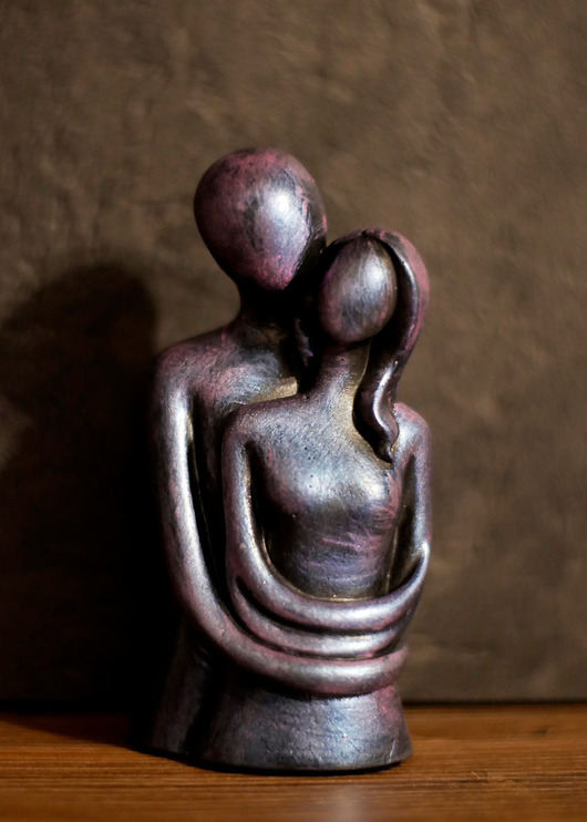 figurki i rzeźby Rzeźba z gipsu, Zakochani, fiolet niebieski, wys. 11,3 cm