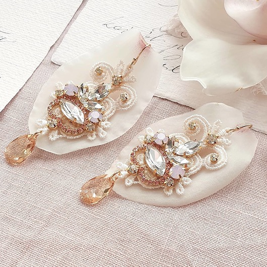 Biżuteria ślubna Kolczyki ślubne Lace Me Classic - blush i ivory