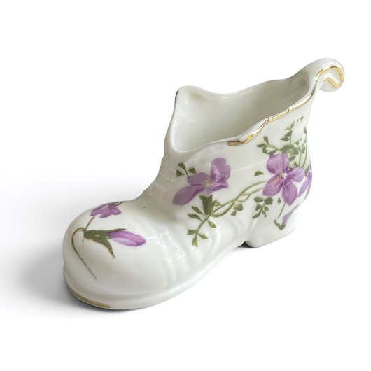 dodatki - różne Porcelanowy bucik w fiołki