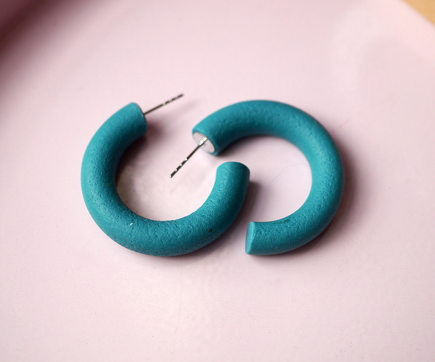 kolczyki z masy plastycznej Lekkie kolczyki z glinek polimerowych- koła