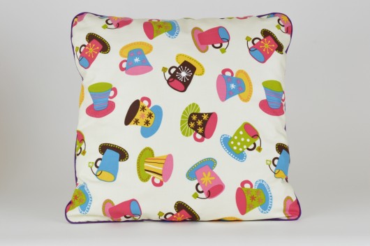 Poduszka dla dziecka - Kolorowe filiżanki MG Home Decor