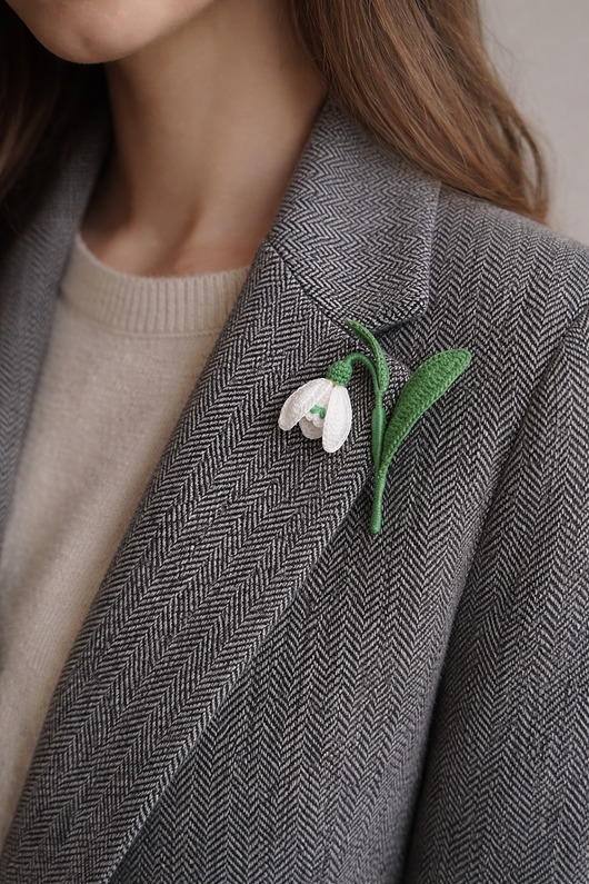 broszki Broszka szydełkowa Przebiśnieg