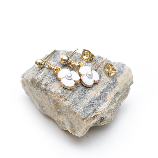 kolczyki pozłacane Delikatne kolczyki Blossom kwiatki, pozłacane.