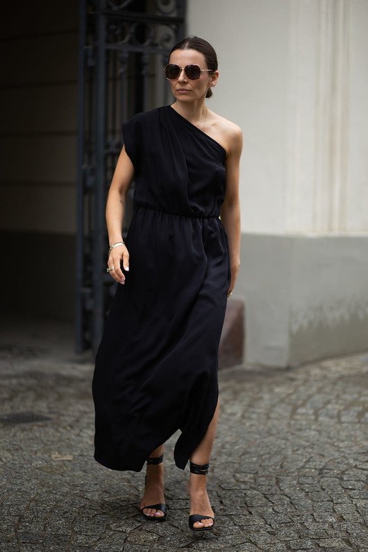 sukienki midi damskie SUKIENKA ATHEN black