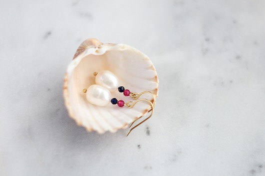 Cilla Pearl Earrings Le Boho Bleu