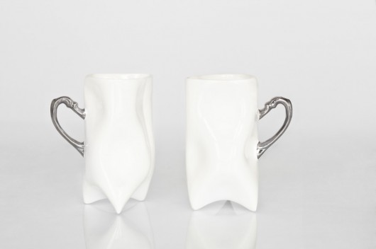 Dwa porcelanowe kubeczki srebrne uszko ENDE ceramics