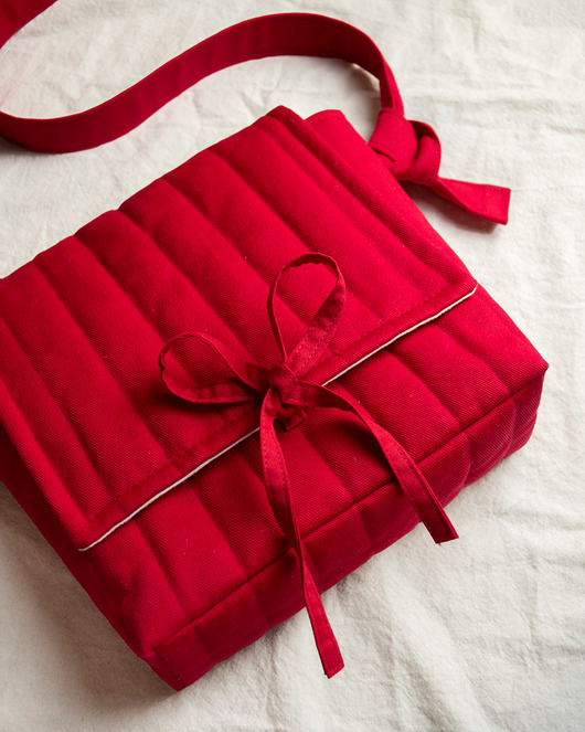 torby na ramię Torebka kuferek - wiązana, pikowana, torebka hobo