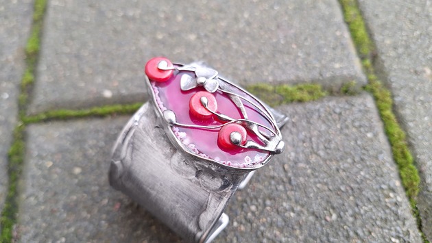 bransoletki wire wrapping Różowy ogródek - bransoletka na zamówienie