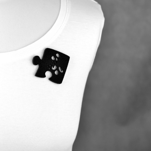 FeltLacePuzzle felt label