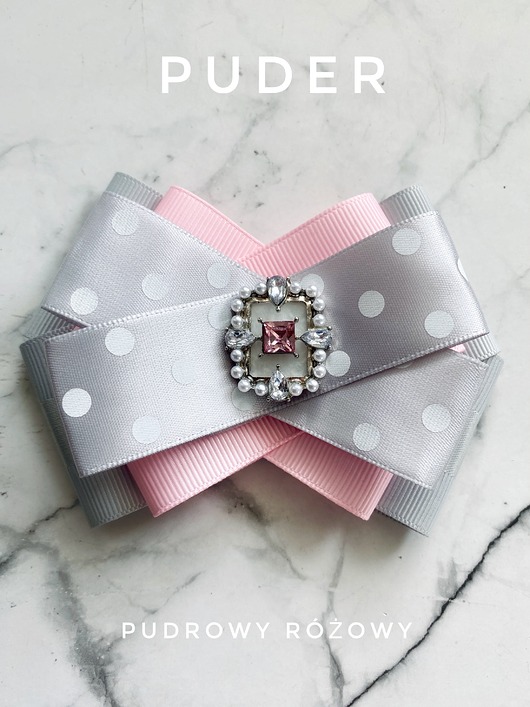 broszki Brosza z kolekcji Puder z delikatną ozdobą w pudrowych kolorach