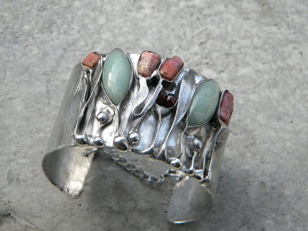 bransoletki z kamieni naturalnych Surowe rubiny     - BRANSOLETA MANKIET  CUFF