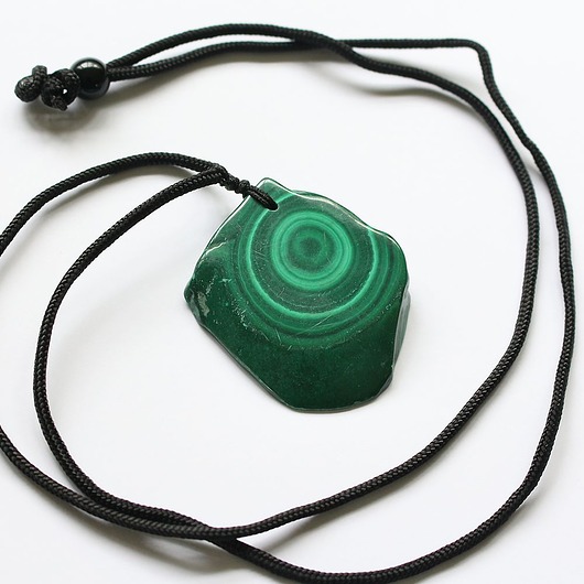 wisiory Wisiorek z malachitem