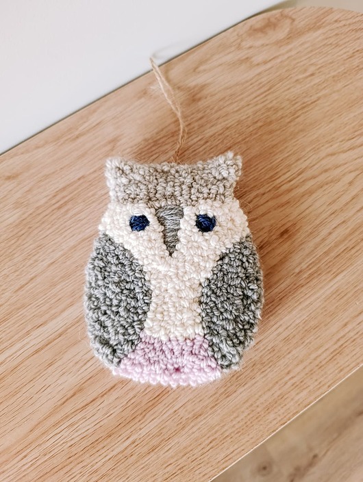 Ozdoby na ścianę Miękka zawieszka ścienna - sówka NA ZAMÓWIENIE