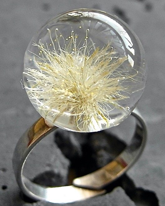 Srebrny pierścionek z żywicy z dmuchawcem Grol Jewellery