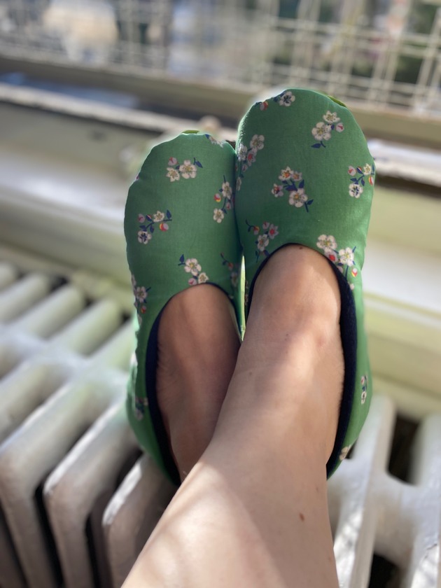 kapcie damskie Kapcie zielone w kwiatki r.37