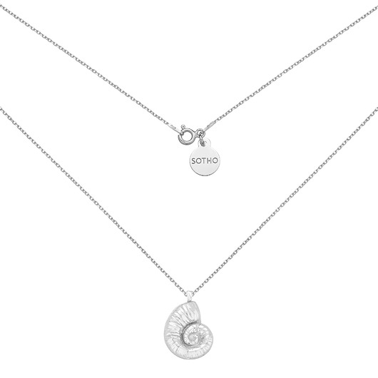 srebrne naszyjniki Srebrny naszyjnik z muszlą