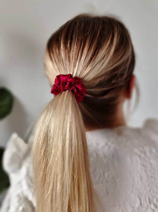 gumki do włosów Gumka jedwabna, scrunchie, frotka burgundy rose MINI