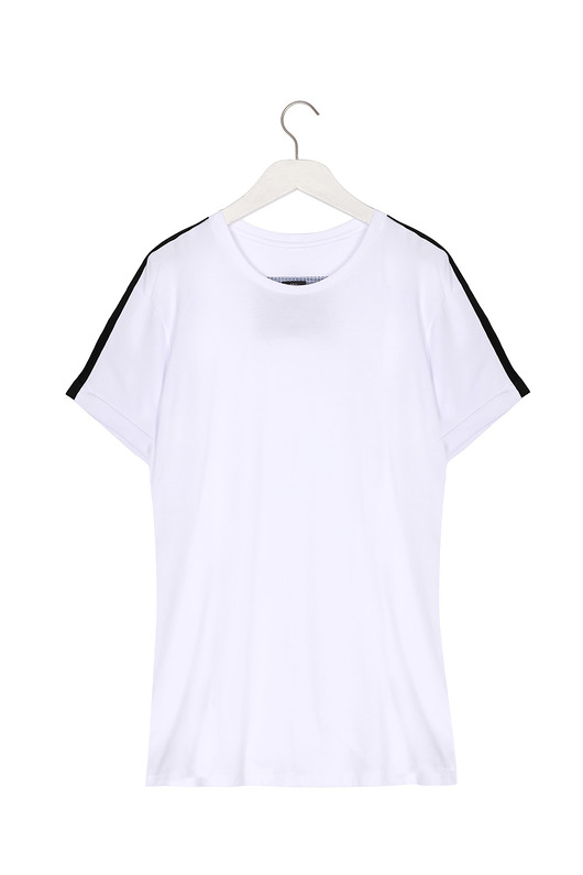 Stripe White Tshirt Amokrun