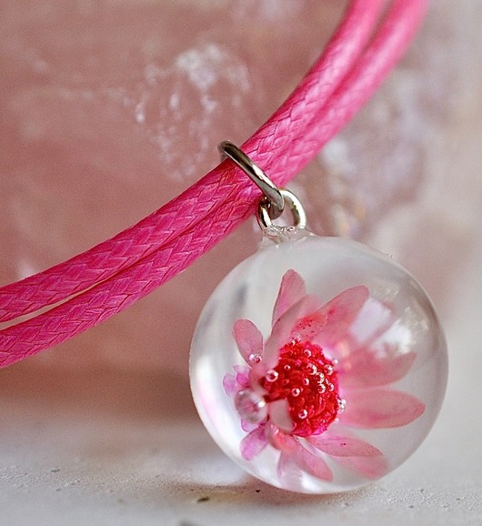 Bransoletka sznurkowa z kwiatuszkiem Grol Jewellery