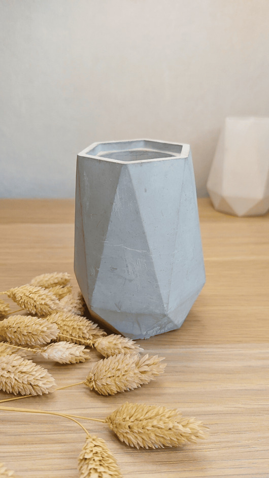 wazony Wazonik z betonu architektonicznego różne kolory, dekoracje z betonu loft