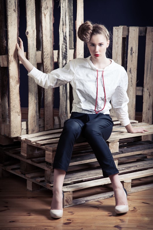 WhiteHoodie Tyvek® - Skin is on animal Si Haute Fashion