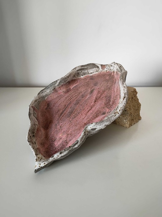deski do krojenia i tace Ceramiczna patera o organicznym kształcie