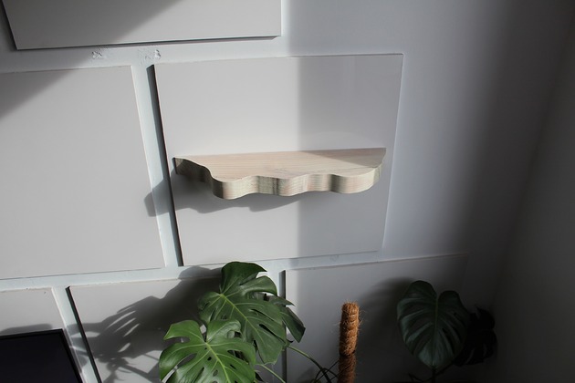 półki Półka ścienna z niewidocznym mocowaniem- bielona 58 cm szerokości