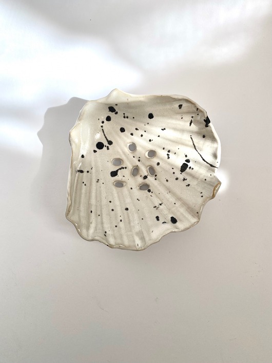 mydelniczki Ceramiczna Mydelniczka Muszelka Muszla Dalmatyńczyk Biała
