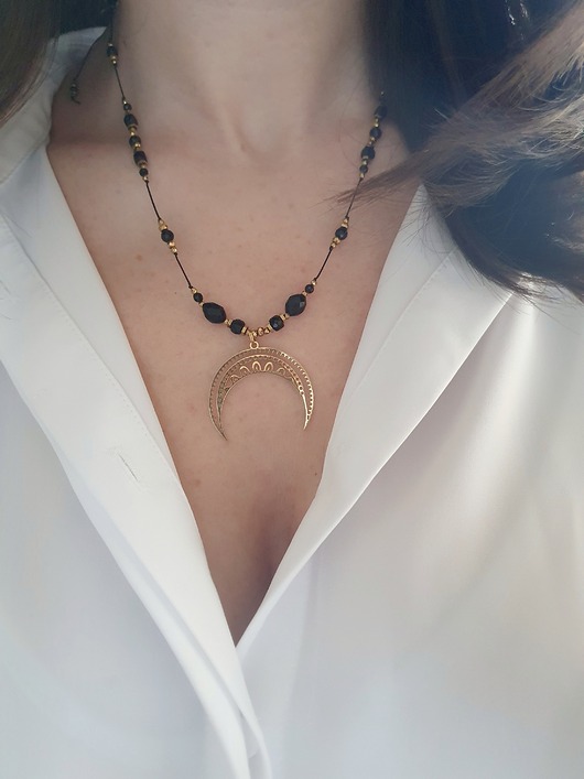 naszyjniki - inne Naszyjnik z turmalinem i lunulą