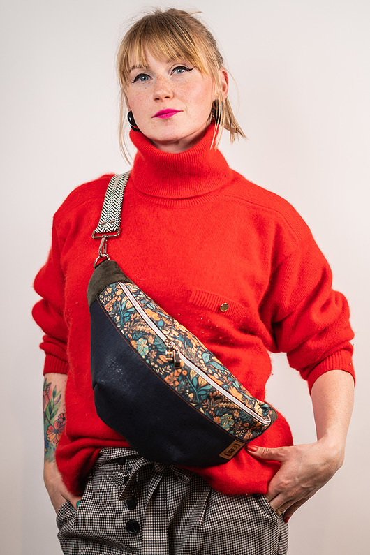 saszetka nerka Duża nerka handmade z korka w jesiennych barwach JESIENNY LIŚĆ