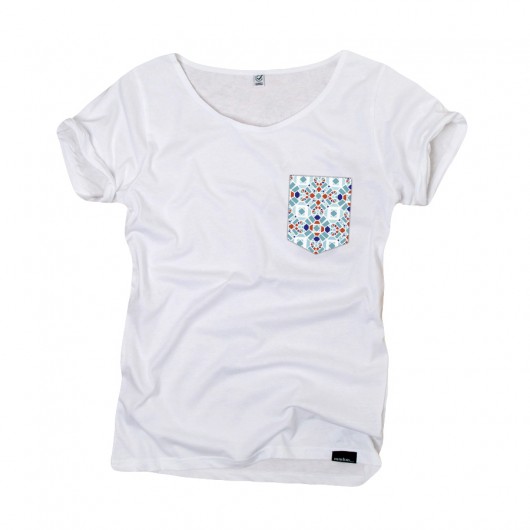 blue'ish - organic t-shirt mmhm