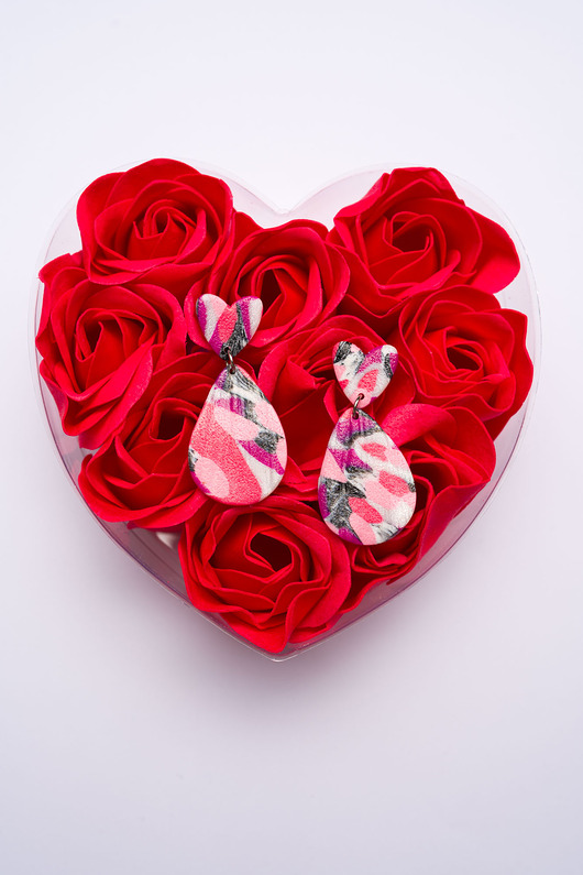 kolczyki z masy plastycznej Kolczyki listki z fakturą