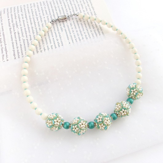 korale Naszyjnik "In bloom"