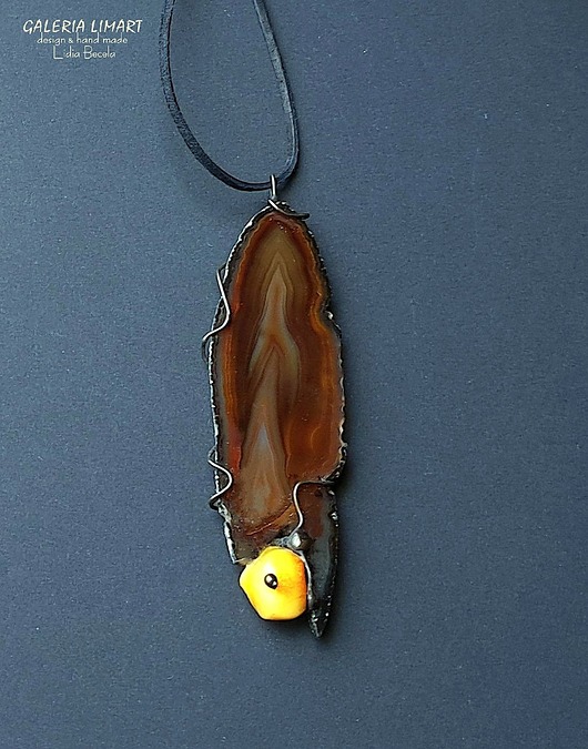 wisiory Wisior z agatem brazylijskim w pięknej kolorystyce i bursztynem PREZENT lux