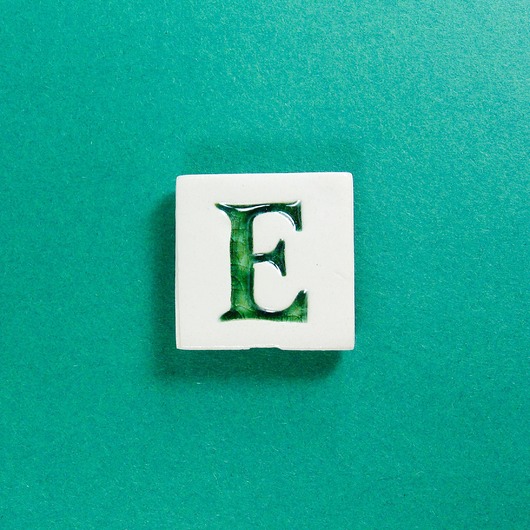 magnesy Ceramiczny magnes, zielona literka E