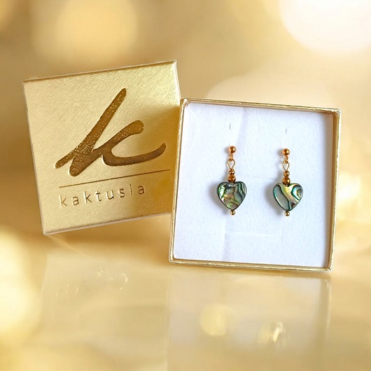 kolczyki z kamieniami Kolczyki SERDUSZKA muszla paua : sztyfty kuleczki GOLD