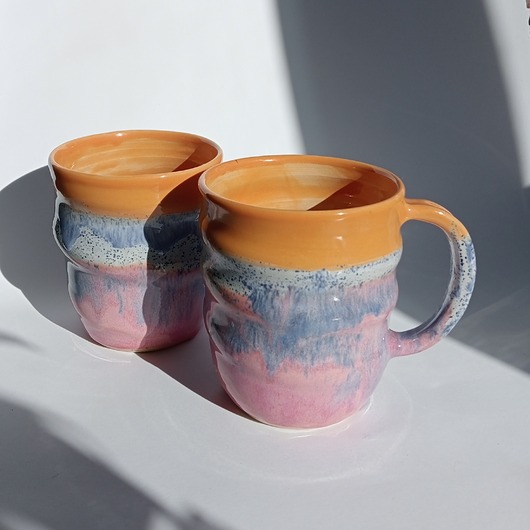 kubki Duży zakręcony kubek cukiereczek