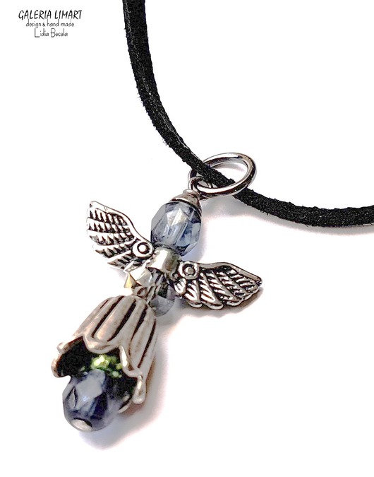 wisiory Słodki aniołek z kryształów to uroczy prezent na szczęście dla ukochanej