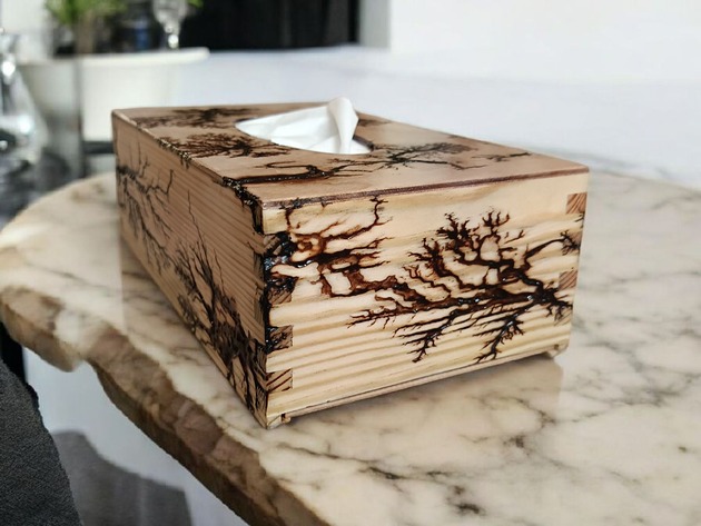 skrzynki, kufry i pudła Chustecznik drewniany