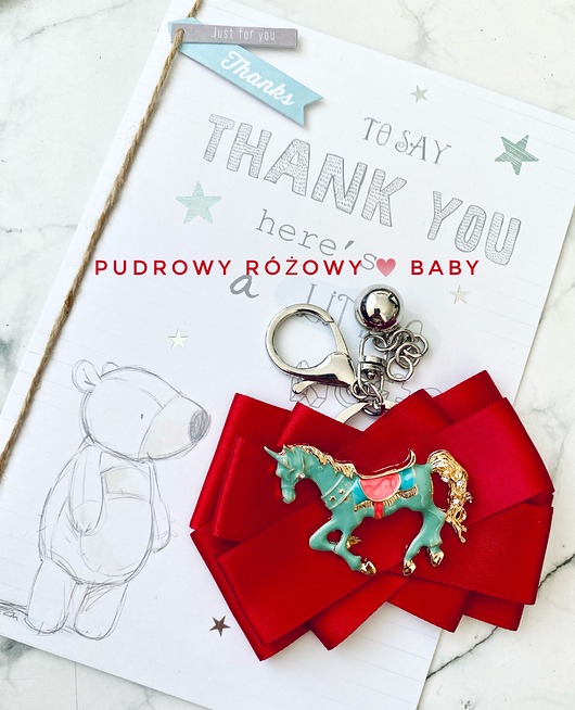 Akcesoria pozostałe Czerwona Kokardka Brelok do wózka New