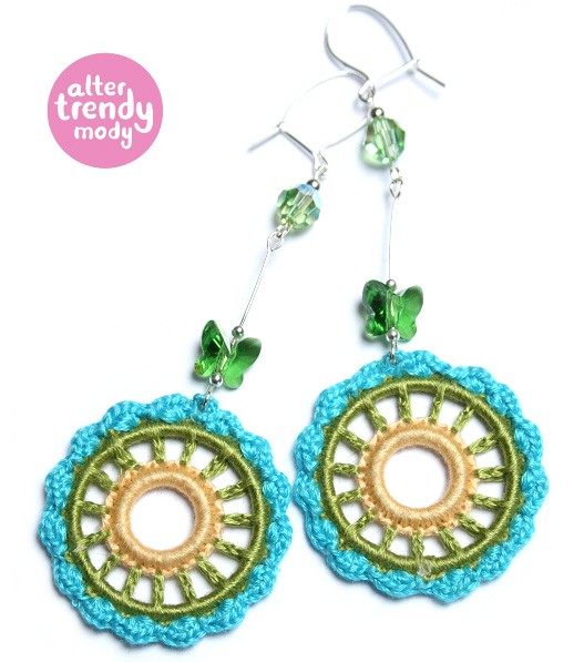 green butterfly alter trendy mody