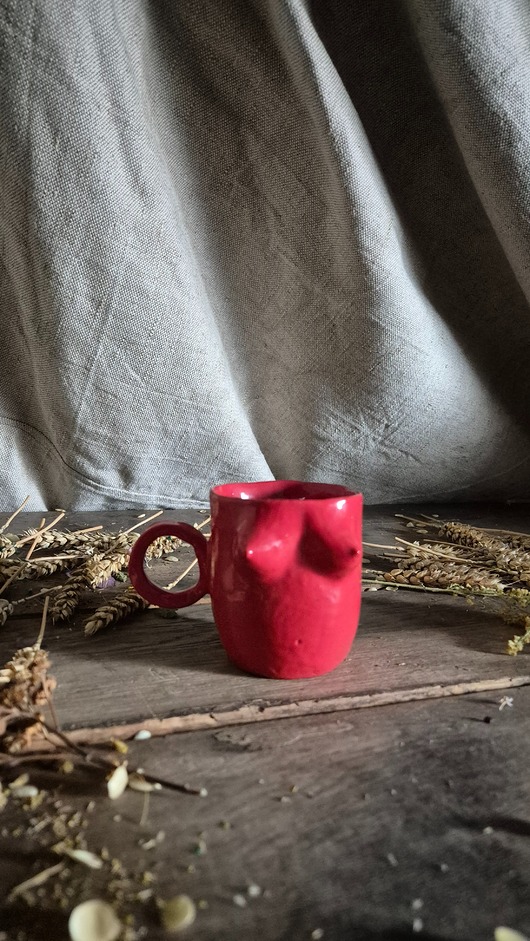 kubki Kubek cycuszki czerwony, kubek Rzeźba kobieta, cappuccinka cycuszek