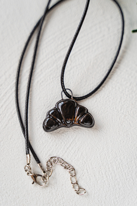 wisiory Ceramiczny naszyjnik ROGAL