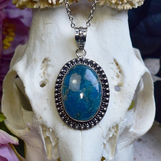 wisiory Miedziany posrebrzany wisiorek z apatytem