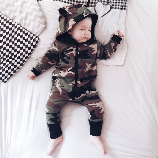 kombinezony dla niemowlaka Ciepły kombinezon Moro - zakończony ściągaczem