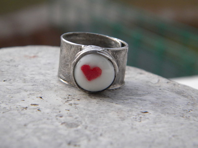 pierścionki - różne Roman Ancient Ring ;) czerwone serce